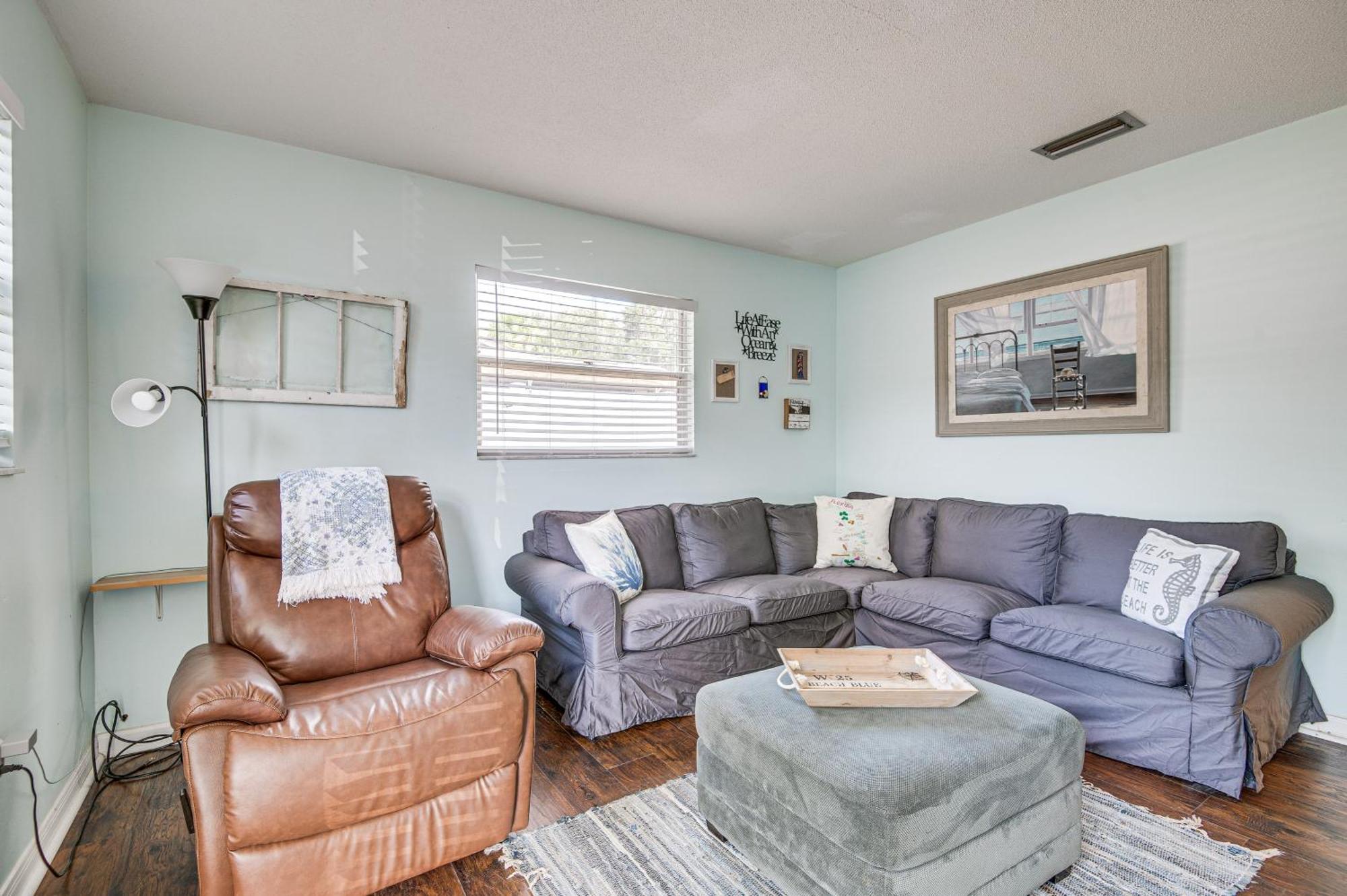 Cape Canaveral Cottage With Hot Tub Walk To Beach 외부 사진